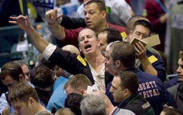 Στα 40 δολάρια κατρακυλά το πετρέλαιο παρά τη μεγάλη μείωση της παραγωγής του ΟΠΕΚ