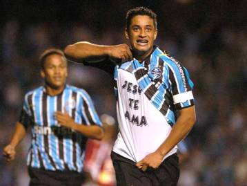 «Κλωτσάει» ο Σόουζα, «κολλάει» του Λέο στον Παναθηναϊκό