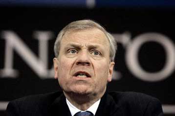 ΝΑΤΟ και Ρωσία επαναλαμβάνουν τις συνομιλίες σε ανώτερο επίπεδο