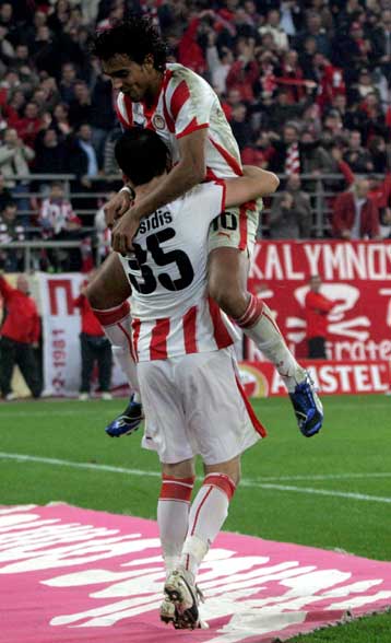 Έκανε «πάρτι» στο… κάστρο ο Ολυμπιακός και περιμένει την κλήρωση