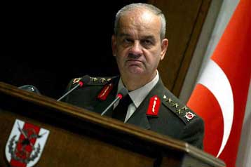 Αμετανόητος ο τουρκικός στρατός αρνείται τη «συγγνώμη» στους Αρμενίους