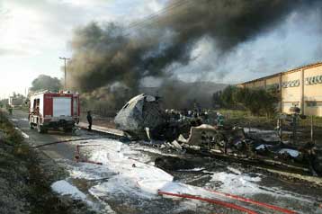 Μία νεκρή από πυρκαγιά σε βυτιοφόρο στην εθνική οδό Αντιρρίου-Ιωαννίνων