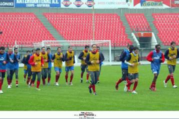 Αμφίβολοι Μπανγκούρα και Καλί για το ματς με ΠΑΟΚ