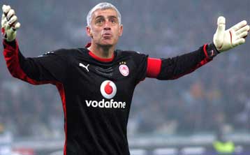 «Είναι άδικο να με υποτιμάτε» τονίζει ο Αντώνης Νικοπολίδης