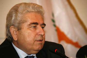 Αλλαγή φρουράς στην ηγεσία του ΑΚΕΛ με την παραίτηση του Δημήτρη Χριστόφια