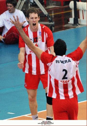 Ήττα σοκ για τον Ηρακλή, ο Μίλκοβιτς είπε τα… κάλαντα για τον Ολυμπιακό