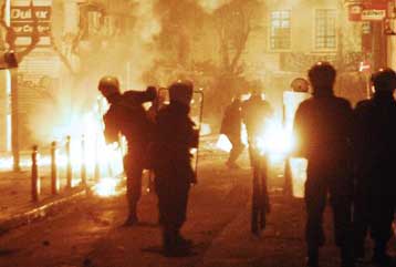 Διαψεύδουν οι εισαγγελείς τα περί άρσης του ασύλου στο ΕΜΠ