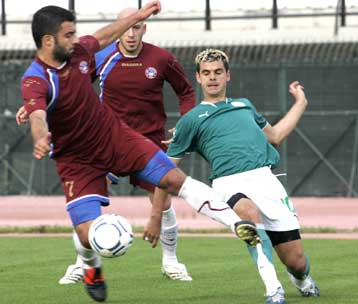 Δύο αποκτήθηκαν, δύο αποδεσμεύθηκαν στον Θρασύβουλο