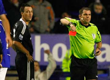 Ακριβά αναμένεται να πληρώσει ο Τέρι το τάκλιν στο Οσμαν