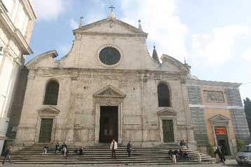 Ισχυρός σεισμός 5,2 Ρίχτερ στη βόρεια Ιταλία