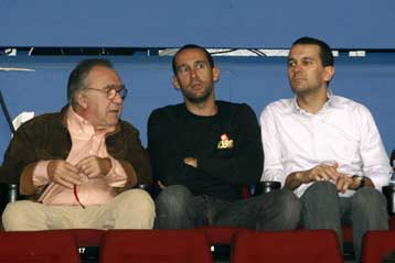 Ο Κόκκαλης ανοίγει την πόρτα (και) της ΠΑΕ στους Αγγελόπουλους