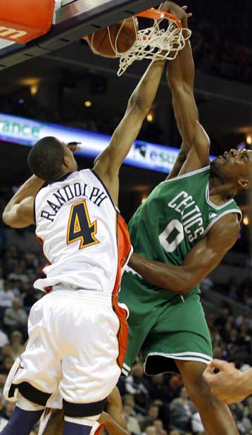 Και ξαφνικά νέα ήττα για τους Σέλτικς από τους Ουόριορς με 99-89