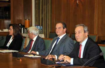 Μήνυμα ανανέωσης, χωρίς ανατροπές, από τον Κ.Καραμανλή για τον ανασχηματισμό