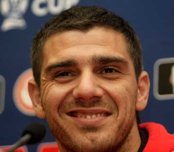 Η Μίλαν εξετάζει σοβαρά την περίπτωση του Κώστα Κατσουράνη