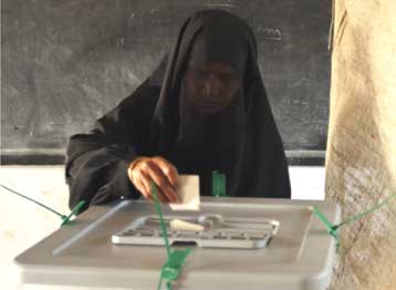 Με βία συνοδεύονται οι εκλογές στο Μπαγκλαντές