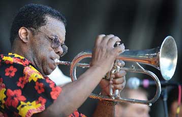 «Έφυγε» ο τρομπετίστας της τζαζ Φρέντι Χάμπαρντ
