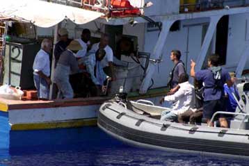 Δραματική διάσωση μεταναστών στα ανοιχτά της Μάλτας