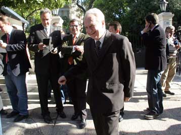 Με εκπροσώπους ενώσεων Δικαστών και Εισαγγελέων συναντήθηκε ο πρωθυπουργός