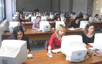 Οι αυξήσεις στους μισθούς Δημοσίου και ιδιωτικού τομέα για το 2009