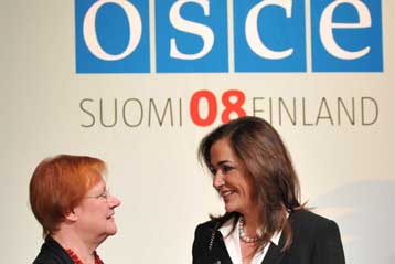 Στα χέρια της ελληνικής διπλωματίας το «τιμόνι» του ΟΑΣΕ για ένα χρόνο