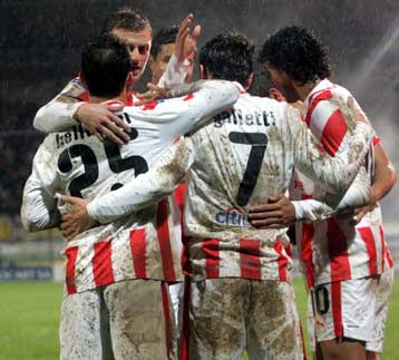 Για νίκη με καρδιά μίλησε ο Βαλβέρδε, κάτι περισσότερο περίμενε ο Κωστένογλου