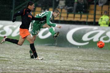 Πρόκριση στους «32» για την Σεντ Ετιεν χάρη στον Γκομί