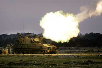 Κομμένη στα δύο η Γάζα από την χερσαία επίθεση των Ισραηλινών