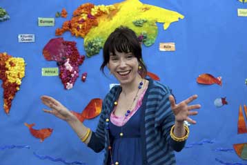 Η «Τυχερή και ευτυχισμένη» του Μάικ Λι βραβεύτηκε από Αμερικάνους κριτικούς