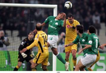 Δώρο στον Ολυμπιακό από Παναθηναϊκό και ΑΕΚ με τη… βοήθεια του Ζιλμπέρτο Σίλβα