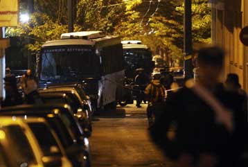 Καταδικάζουν τα κόμματα την επίθεση εναντίον του αστυνομικού στο υπουργείο Πολιτισμού