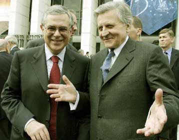 Πιθανή μια νέα μείωση επιτοκίων αν επιδεινωθεί η κατάσταση, λέει ο Λ.Παπαδήμος