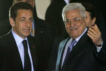 Κατάπαυση του πυρός αμέσως ζητά ο Νικολά Σαρκοζί