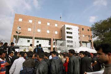 Ένας ακόμη νεκρός στο ρέμα κοντά στο Τμήμα Αλλοδαπών στην Πέτρου Ράλλη