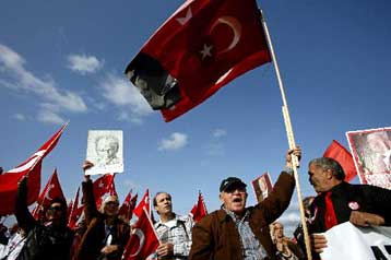 Νέες συλλήψεις στην Τουρκία με φόντο το παρακρατικό δίκτυο Εργκένεκον