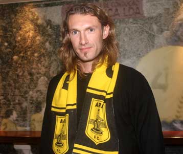 Θα δώσω και τη ψυχή μου για τον Αρη, δηλώνει ο Λαμπριάκος