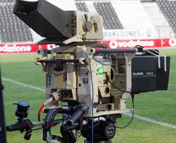 Σε… κίνδυνο η κεντρική διαχείριση τηλεοπτικών δικαιωμάτων της Σούπερ Λίγκα