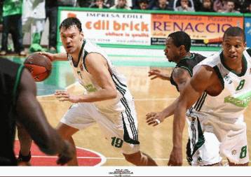 Χαμένος από… τρίποντα στη Σιένα, ηττήθηκε 82-77 από τους Ιταλούς