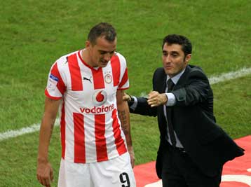 Ανησυχία στον Ολυμπιακό για την υγεία του Κοβάσεβιτς