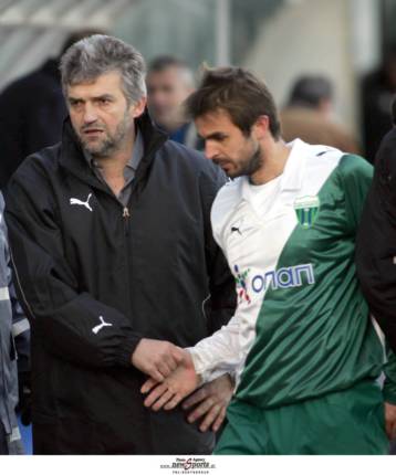 Ικανότητα επιβίωσης είδε ο Τσιώλης – Αυτοπεποίθηση εκτός έδρας ψάχνει ο Βούκοτιτς