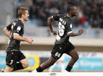 Ο Μαντζουράκης ανακοίνωσε τη μεταγραφή του ΝΝτόι στην Κοπεγχάγη