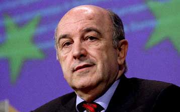 Ανοικτό το ενδεχόμενο κοινοτικής επιτήρησης, καθώς το έλλειμμα ξεπερνά το 3% του ΑΕΠ