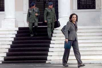 Η Ελλάδα παρακολουθεί στενά τις εξελίξεις στο Αιγαίο, διαβεβαιώνει η κυβέρνηση