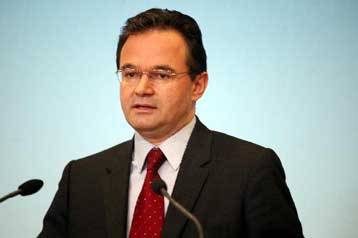 Το ΠΑΣΟΚ θα καλύψει τα χρήματα του πλειστηριασμού της κατοικίας Λαλιώτη