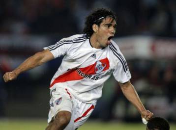 «Πρασινίζουν» Σπάχιτς και Ζόνεφελντ, βλέμμα σε Φαλκάο