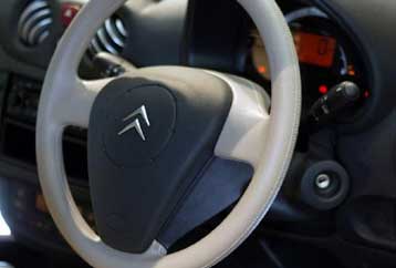 Πτώση 8,7% των πωλήσεων της Peugeot Citroen το 2008