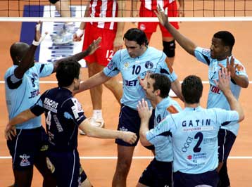 Με σεβασμό, αλλά χωρίς φόβο, η Λαμία υποδέχεται την Λοκομοτίβ…