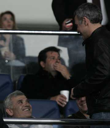 Δημόσιο κάλεσμα Κιντή σε Μελισσανίδη για την ΑΕΚ