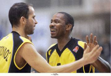 Το Μαρούσι νίκησε τη Ροάν και πέρασε πρώτο στους «16» του Eurocup