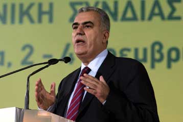 Σε εκλογική αναμέτρηση το 2010 προσανατολίζεται το ΠΑΣΟΚ