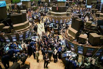 Ραγδαία πτώση των μετοχών στη Γουόλ Στριτ και την Ευρώπη